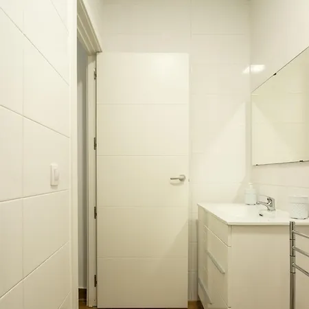 Wish Amparo De Apartamento Sevilla