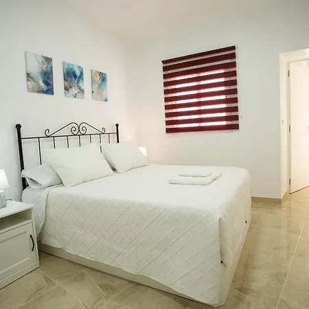 Apartment Wish Amparo De *